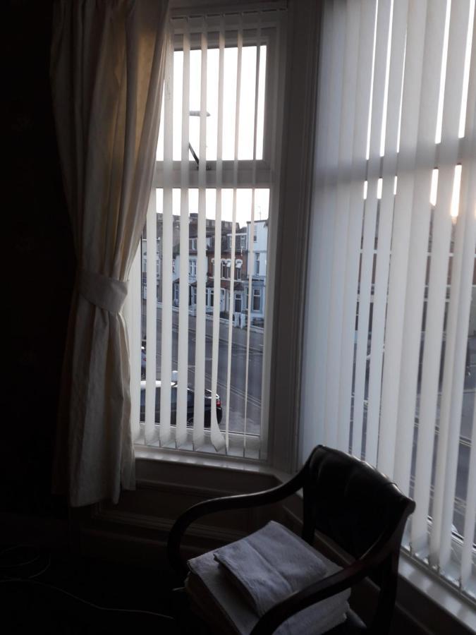 Witton House Bed & Breakfast Blackpool Bagian luar foto